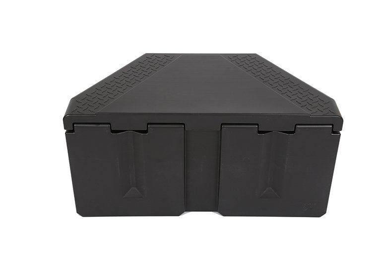 DeeZee 91717P - Poly Triangle Trailer Box