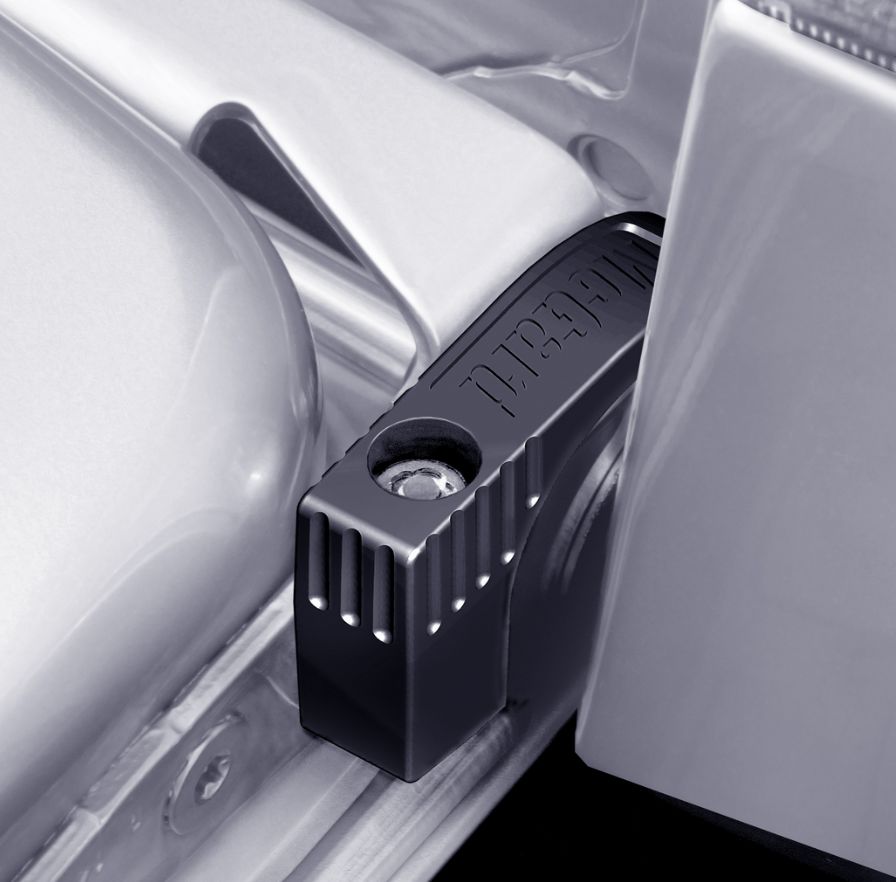 TAILGATE LOCK (1)